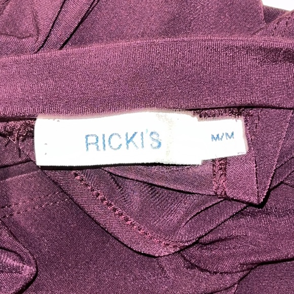 Ricki’s slinky halter top, medium - Picture 4 of 5